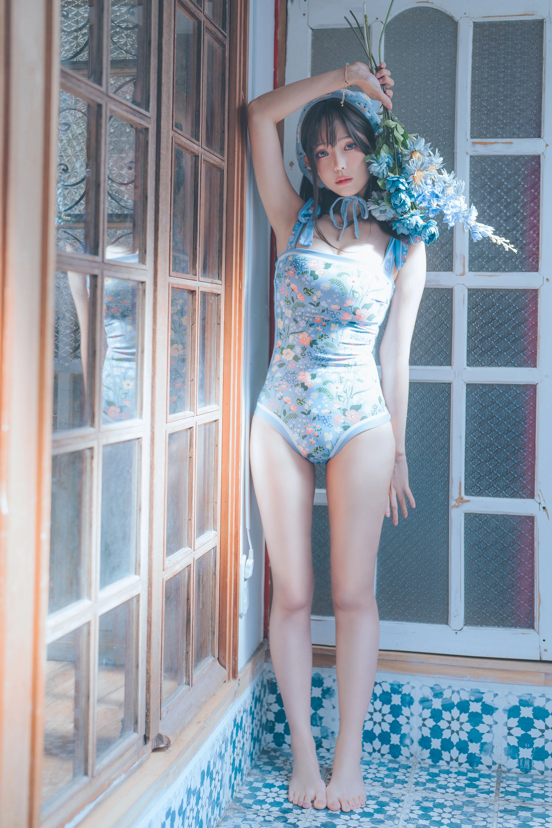 ElyEE子 - NO.124【寫真8月訂閱】D-復古水藍花 Vintage Aqua Blossom 1